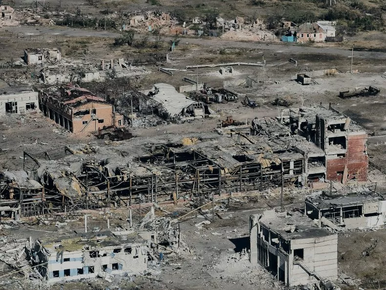 Нове вторгнення з боку Києва загрожує перерізати російську лінію постачання